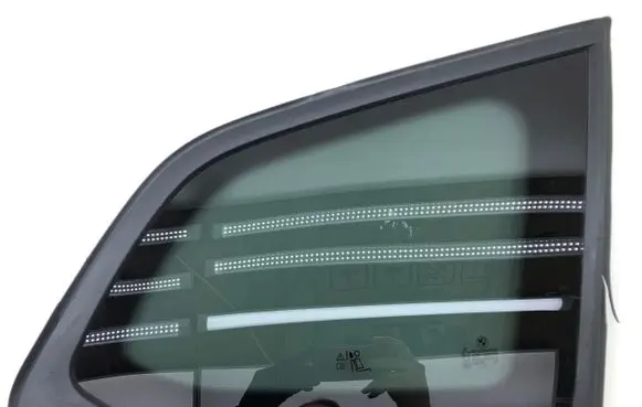 BMW X1 U11 Rear side window