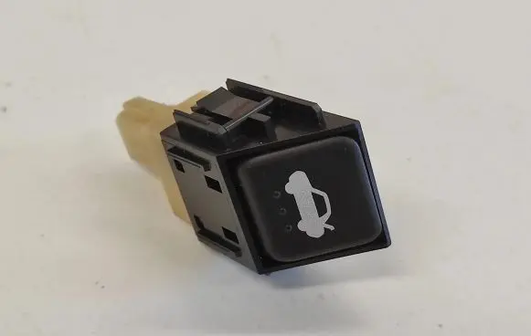 Tailgate opening switch