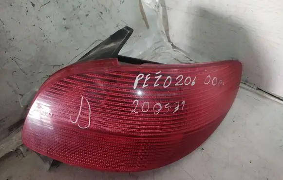 Peugeot 206 Rear/tail lights