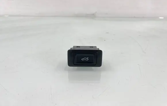 Audi Q7 4M Tailgate/boot open switch button 4G0959831C 10118897 09032016