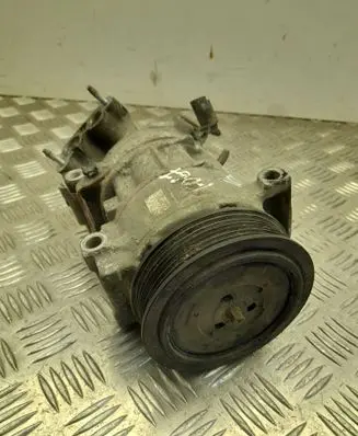 Opel Combo E Air conditioning (A/C) compressor (pump) 9675655880