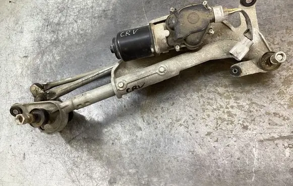 Honda CR-V Front wiper linkage and motor A1834 79190251