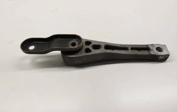 Volkswagen Jetta VI Engine mounting bracket 1k0199855bf