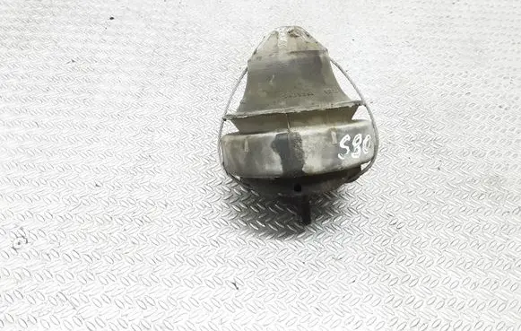 Volvo S80 Engine mount bracket 9485551