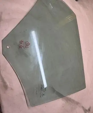 Volvo V40 Rear door window glass 43R00048 E000292 DOT24M189AS2