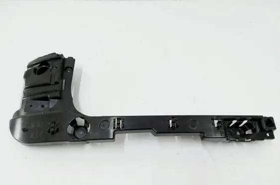 Rear bumper mounting bracket