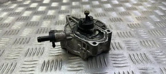 KIA Sportage Vacuum pump 288102A650