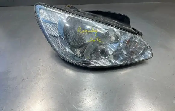 Hyundai Getz Headlight/headlamp 921020B500