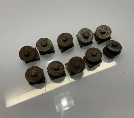 Mercedes-Benz CLS C219 Nuts/bolts A0019906036 0019906036 A0049943145