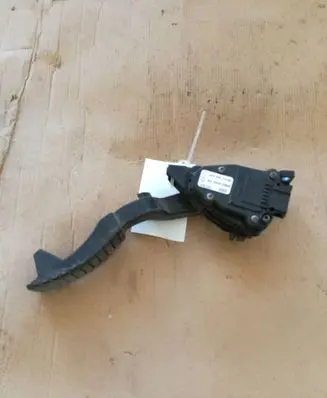 Renault Laguna II Accelerator throttle pedal 8200002904