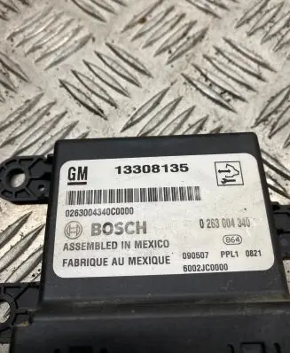 Opel Insignia A Parking PDC control unit/module 13308135 0263004340
