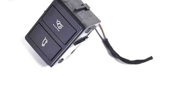 Jaguar E-Pace Tailgate/boot open switch button 267806050649
