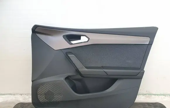 Seat Leon IV Front door card panel trim 5FA867114