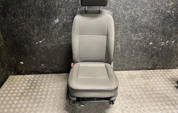 Volkswagen Transporter - Caravelle T6 Front driver seat 