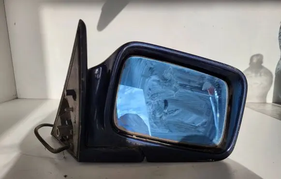 BMW 5 E34 Front door electric wing mirror 006193