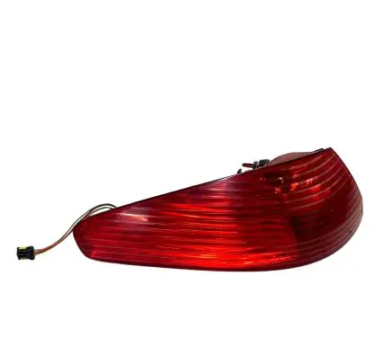 Peugeot 607 Rear/tail lights