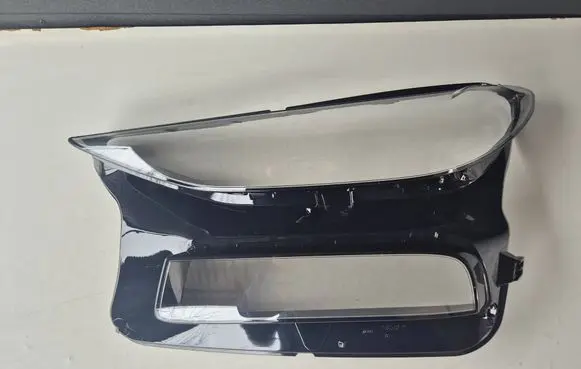Audi Q6 e-tron Headlight lense 