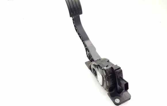 Ford C-MAX II Accelerator throttle pedal AV619F836AB