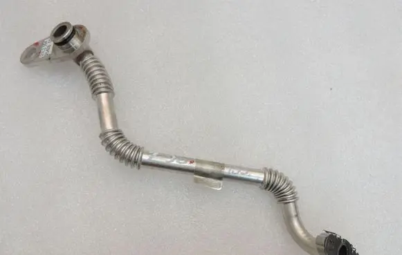 Opel Zafira C Turbo turbocharger oiling pipe/hose 55582105 860287