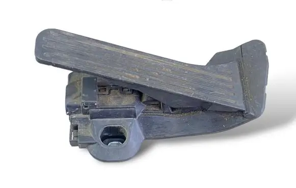 Volkswagen PASSAT B6 Accelerator throttle pedal 1K2721503M 6PV00874500 055107