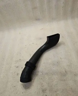 Audi A8 S8 D2 4D Air intake duct part 078129643C