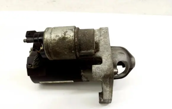 Peugeot 5008 II Starter motor 9674077280