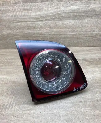 Volkswagen Golf Plus Tailgate rear/tail lights 5M0945093J 5M0945259A
