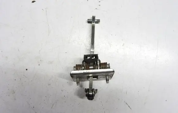 Peugeot 508 Front door check strap stopper 9686944310
