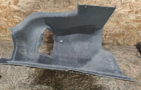 Maserati Quattroporte Trunk/boot lower side trim panel 067227406