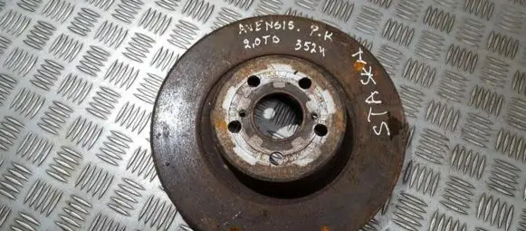 Toyota Avensis T250 Front brake disc
