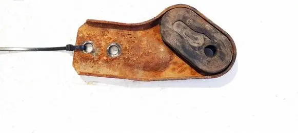 Opel Astra H Radiator mount bracket 13118278