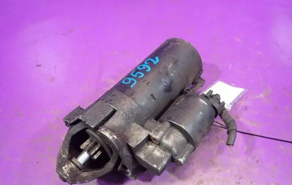 Volkswagen PASSAT B4 Starter motor