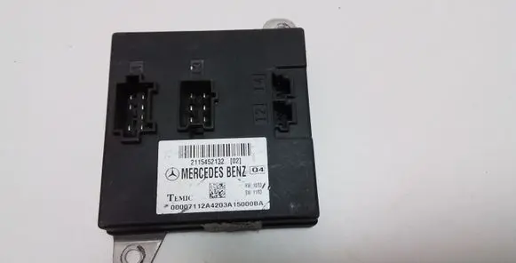 Mercedes-Benz E W211 Comfort/convenience module 2115452132