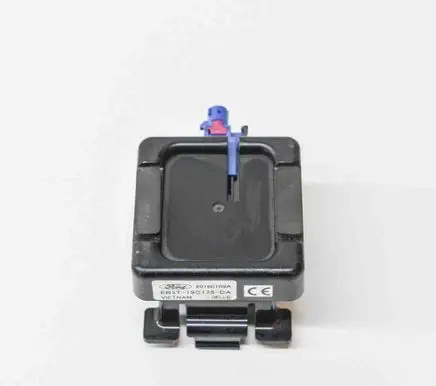 Aerial GPS antenna