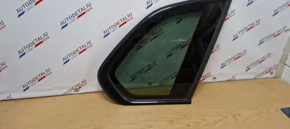 BMW X5 E70 Rear side window 7171324