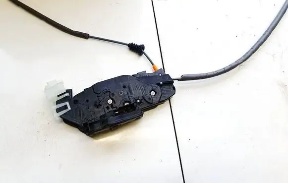 Mercedes-Benz EQB Front door lock a0997204202 a1770032899