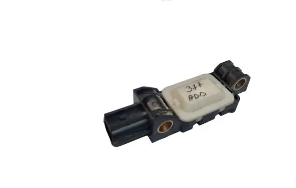 Audi A8 S8 D3 4E Airbag deployment crash/impact sensor 4B0959643D 600887 63328RB401