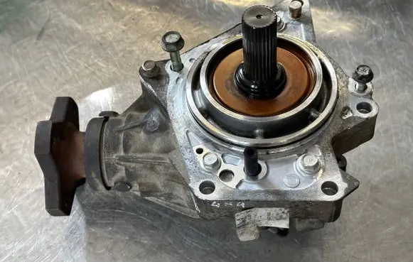 Nissan Qashqai Gearbox transfer box case BB60A