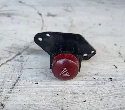 Mitsubishi Grandis Hazard light switch MR962274