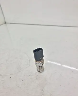 Air conditioning (A/C) pressure sensor