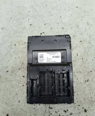 Audi Q7 4M Comfort/convenience module 8W0907063DG F005V02175