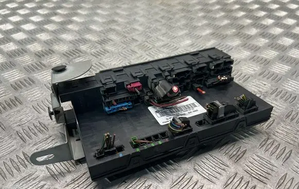 Mercedes-Benz E W211 Comfort/convenience module 0035450001