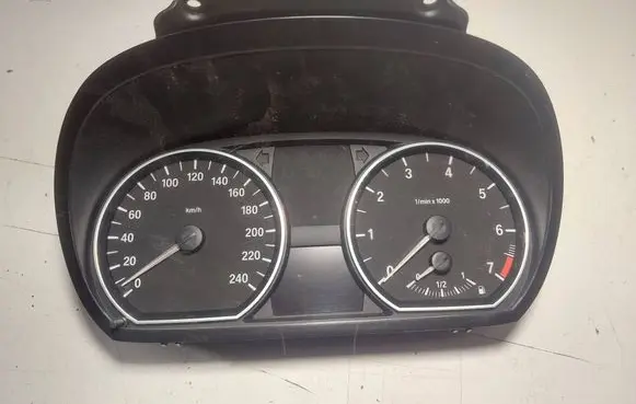 BMW 1 E81 E87 Speedometer (instrument cluster) 1042775