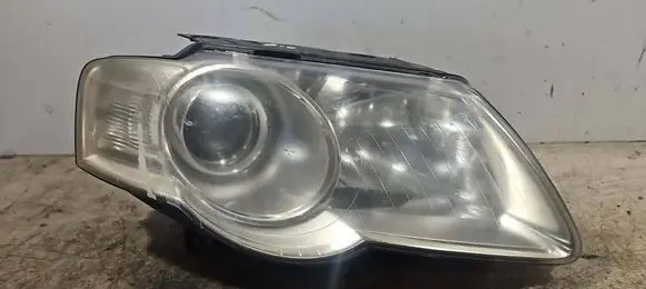 Volkswagen PASSAT B6 Headlight/headlamp 1EL24701402 3C0941006J