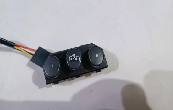 Chevrolet Corvette Seat heating switch 10394809
