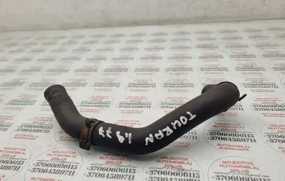 Engine coolant pipe/hose
