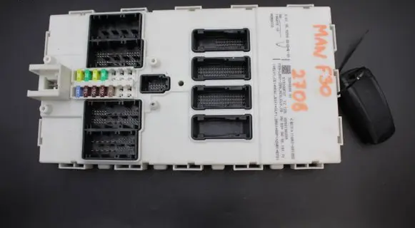 BMW 3 F30 F35 F31 Comfort/convenience module 9290804 12128659 51930AF07