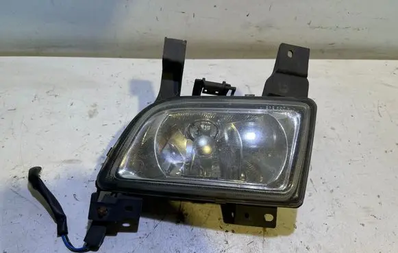 Mazda Premacy Front fog light F014000048 B25G51690C LE97A116