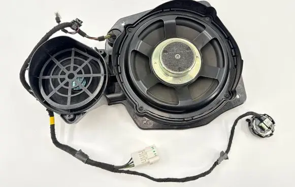 Mercedes-Benz S W221 Front door speaker A2218207702