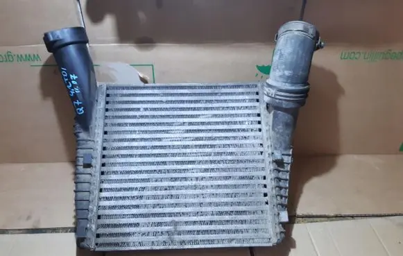 Audi Q7 4L Intercooler radiator